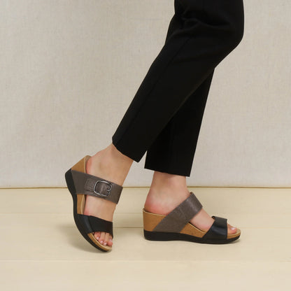 Shannon Pewter/Taupe Leather
