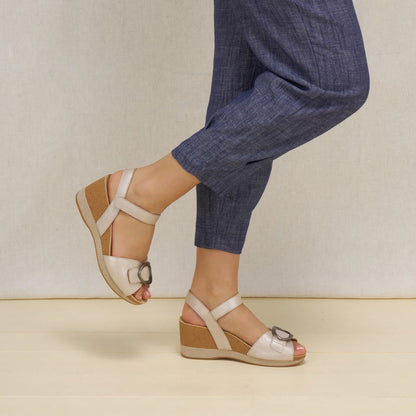 Stella Pearl Metallic